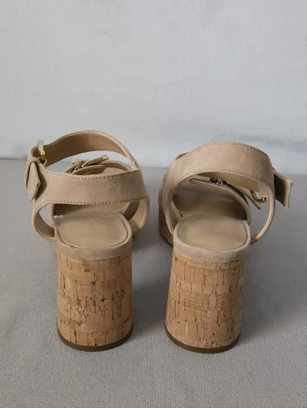 Ann‎ Taylor Suede Cork Platform Sandals Women's 8M Tan Nude Block Heel Buckle